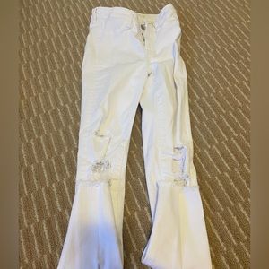 white American Eagle denim jeans